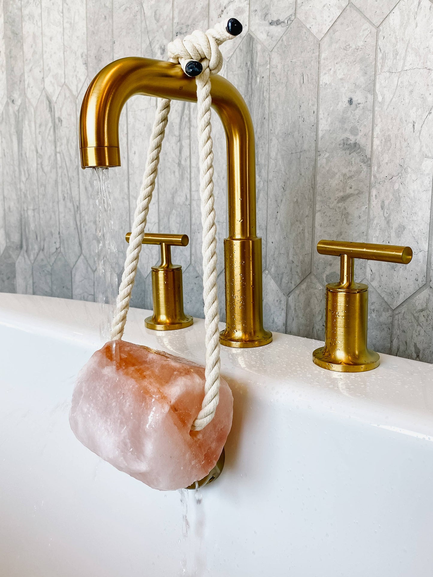Pink Himalayan Bath and Shower Salt Rock Small