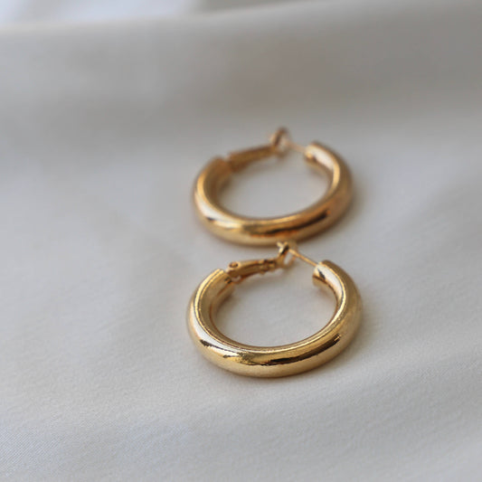 AGNES THICK HOOP